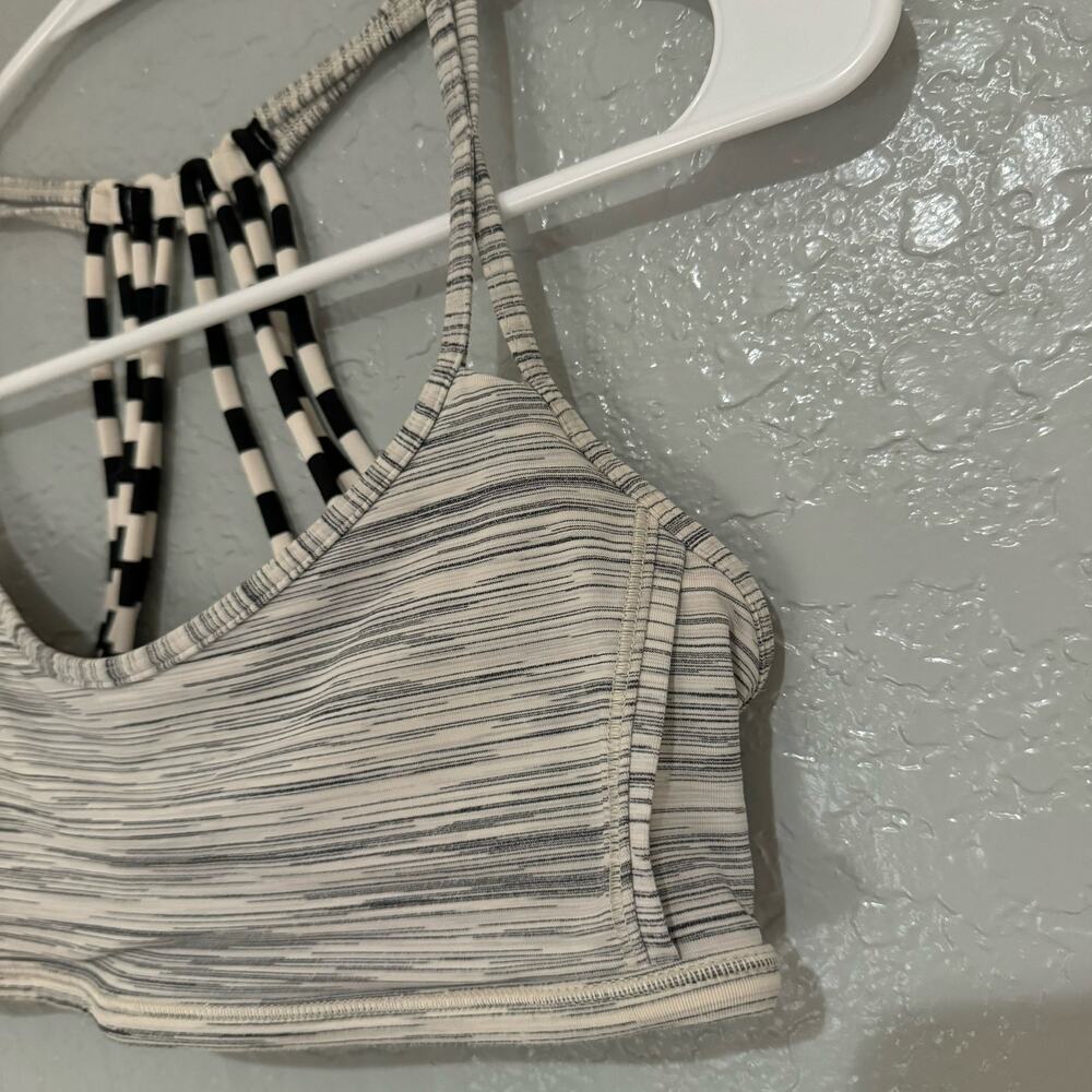 Lululemon Lighten Up Bra Space Dye Camo White Silver Spoon Size 4 - Picture 6 of 8
